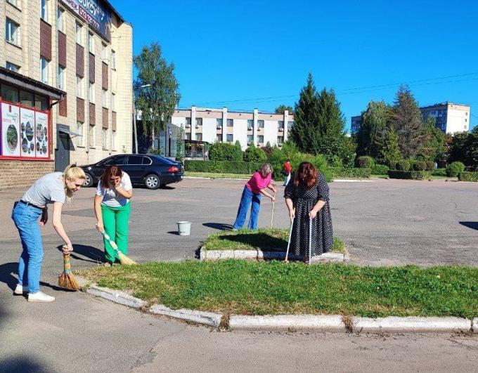 Сватівщина долучається до Всесвітнього дня прибирання: від сміття до «цифрового бруду»