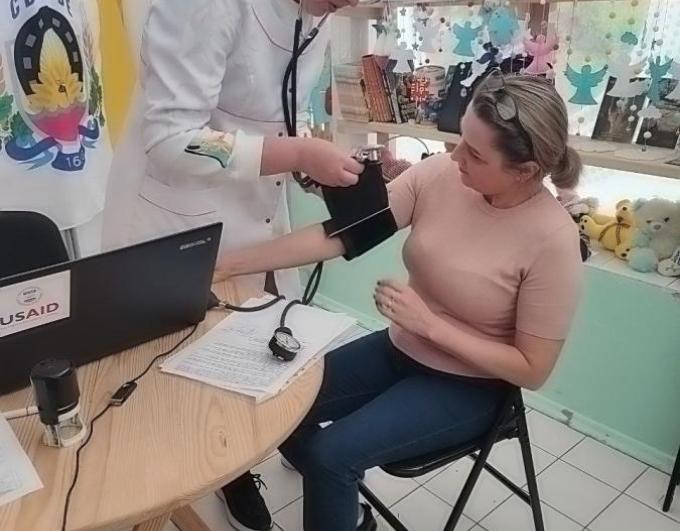 Медичні послуги для переселенців стали доступнішими: Сватівський хаб розширює спектр медичних послуг для ВПО