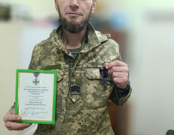 Відзнака «За незламність» — для Сергія Леонова, захисника з Троїцької громади