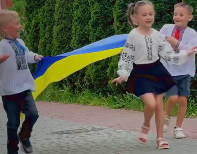 Сьогодні, у День вишиванки, кожен український орнамент звучить як голос незламності. Особливо — для тих українських міст і сіл, які тимчасово опинилися під російською окупацією.